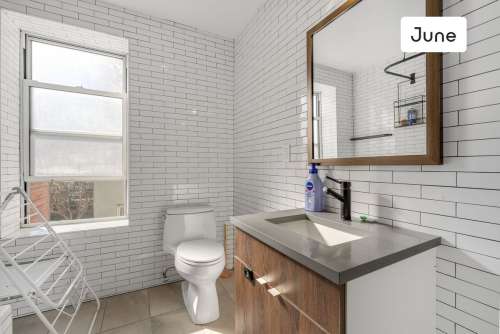 Private bedroom in 3 bed/1 bath Home 1 1