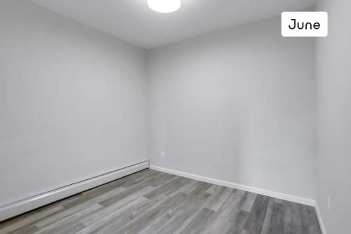 Private bedroom in 4 bed/1 bath Home 25 0