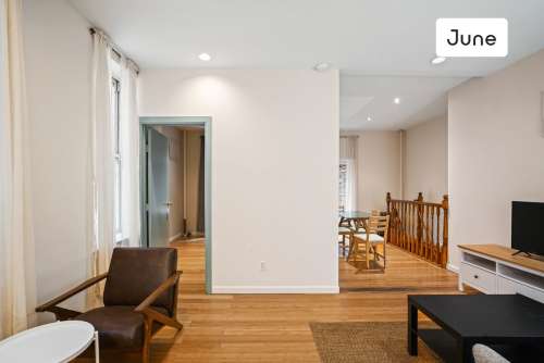 Private bedroom in 3 bed/1 bath Home 5 3