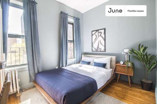 Private bedroom in 3 bed/1 bath Home 11 0