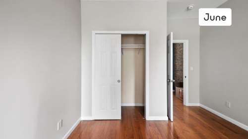 Private bedroom in 4 bed/1 bath Home 39 2