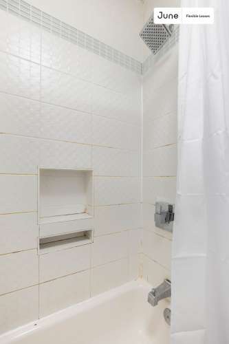 Private bedroom in 4 bed/1 bath Home 105 0