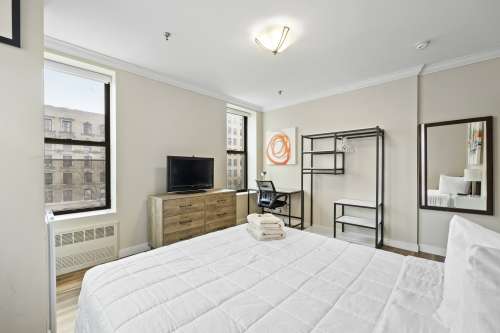 S Bed Studios 99 45
