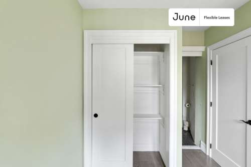 Private bedroom in 3 bed/1 bath Home 16 2