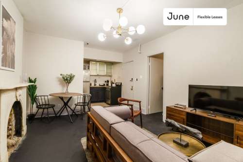  1 bedroom  in Hell's Kitchen on a flexible lease 2 1