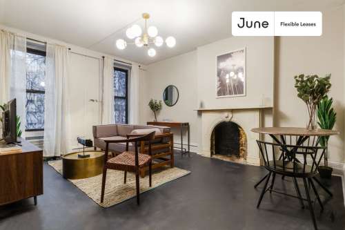  1 bedroom  in Hell's Kitchen on a flexible lease 0 2