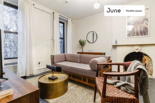  1 bedroom  in Hell's Kitchen on a flexible lease 2 0