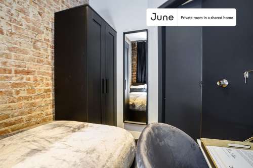 Private bedroom in 4 bed/2 bath Home 0 0