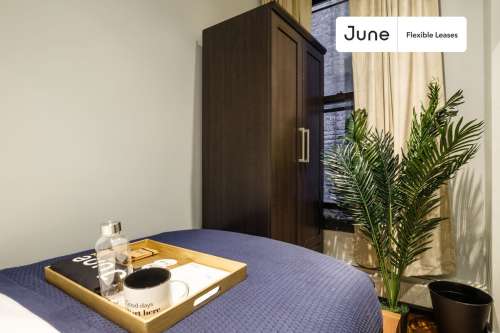 Private bedroom in 4 bed/2 bath Home 20 3