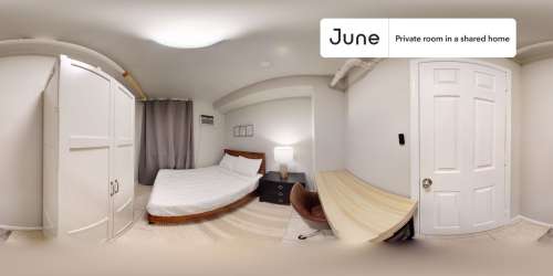 Private bedroom in 3 bed/1 bath Home 22 3
