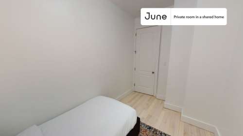 Private bedroom in 4 bed/1 bath Home 201 3