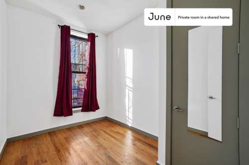 Private bedroom in 4 bed/1.5 bath Home 9 0