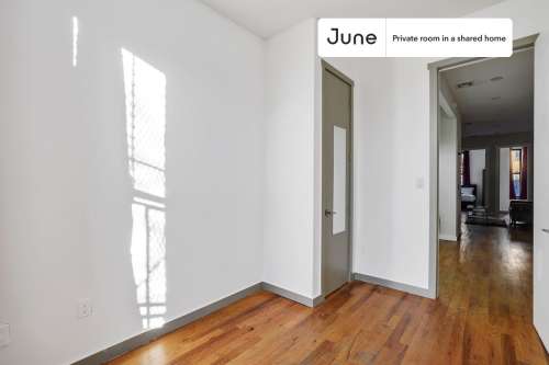 Private bedroom in 4 bed/1.5 bath Home 9 1