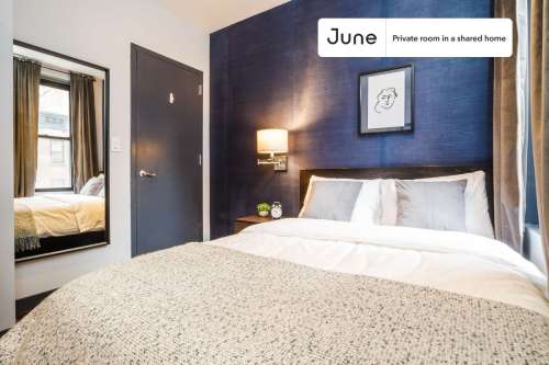 Private bedroom in 4 bed/2 bath Home 73 2