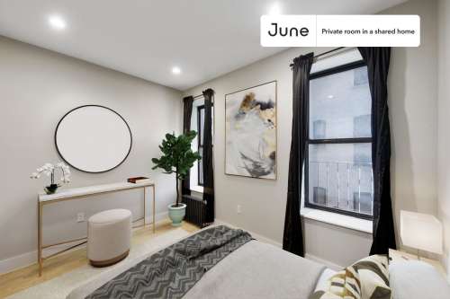 Private bedroom in 4 bed/1 bath Home 216 0