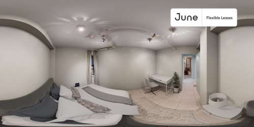 Private bedroom in 3 bed/1 bath Home 88 1