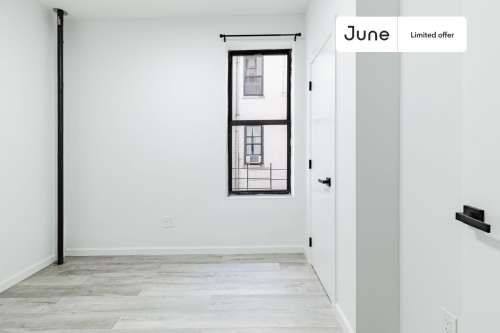 Private bedroom in 4 bed/1 bath Home 235 3