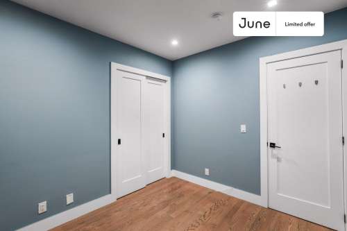 Private bedroom in 4 bed/1 bath Home 239 0
