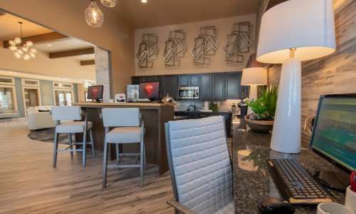 S Bed Portico at Friars Creek Apts 11