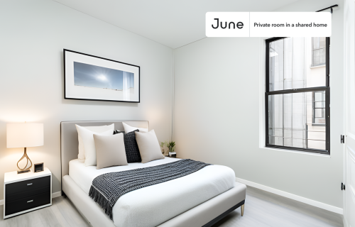 Private bedroom in 4 bed/1 bath Home 246 0
