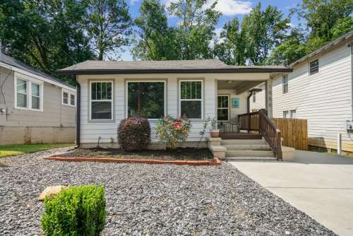 Rooms for Rent in 4 Bedroom City Bungalow 5 3