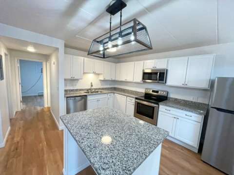 L’Appartement AMERICANA N/S Fooded P/O L'Appartement AMERICANA N/S Fooded P/O L'Appartement