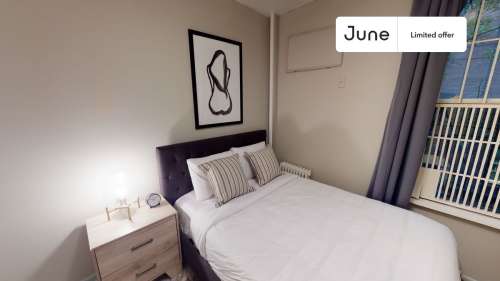 Private bedroom in 3 bed/1 bath Home 116 0