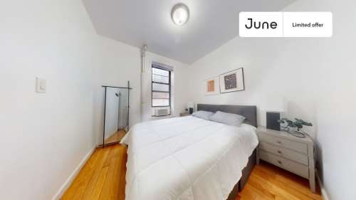 Private bedroom in 3 bed/1 bath Home 5 0