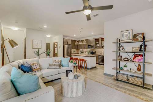 Revl Crockett Row 9 0