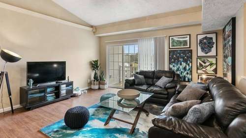 The Hangout | Student Housing 7 0