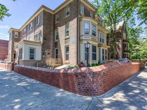 Campus Apartments 1