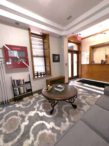 Studio Central Park Apartments - Furnished studio rentals 1
