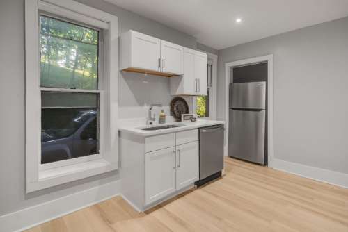710 E State Street LLC 5 2