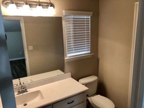 S Bed Modern Home Downtown/Baylor Area 11