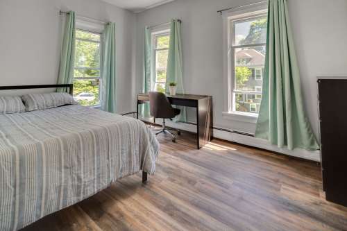 710 E State Street LLC 1 0