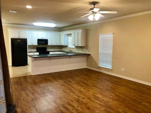 S Bed Modern Home Downtown/Baylor Area 3