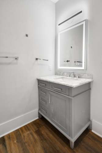 404-406 University Ave 8 2