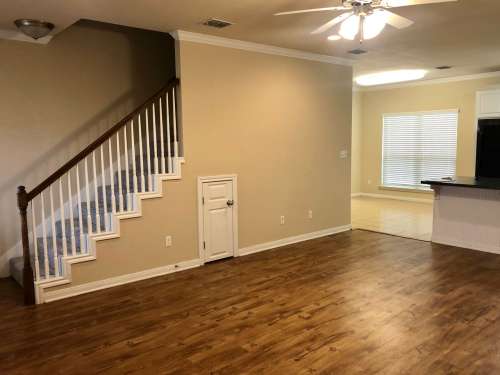 S Bed Modern Home Downtown/Baylor Area 4