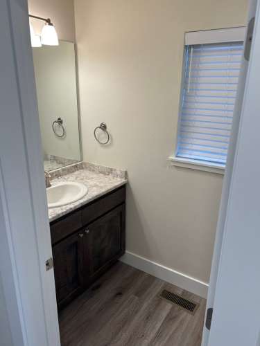 S Bed Abigail Lane Condos 9