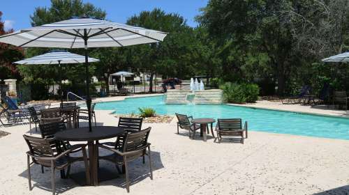 S Bed Dakota Ranch Student Apartments 2
