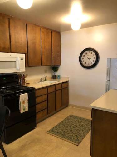 S Bed Viking Apartments LLC 9