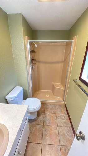 Preleasing Now! Split-level 4 Bedroom + 3 Bath House 3 0