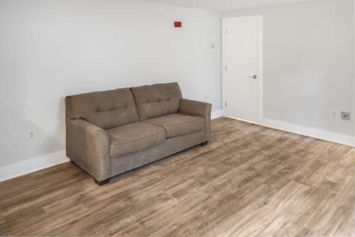 404-406 University Ave 16 0