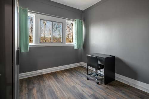 404-406 University Ave 22 3