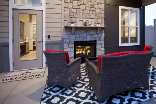 S Bed Riverview Lofts 1