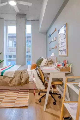S Bed ōLiv Madison 9