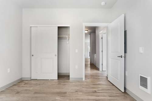 2125 - Creekside Crossing 16 3