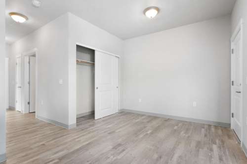 2125 - Creekside Crossing 15 2