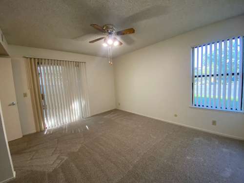 S Bed Eastlake Apartments 91