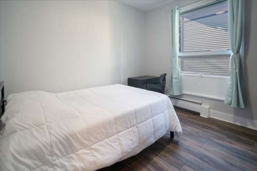 404-406 University Ave 27 0
